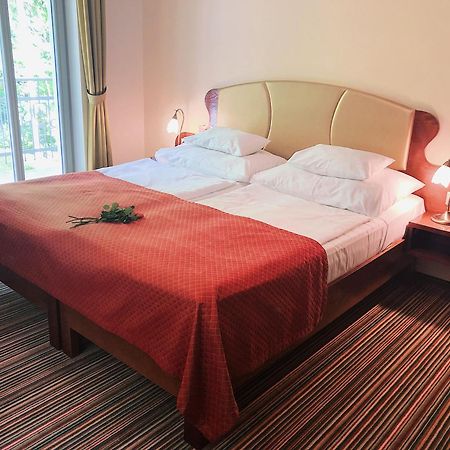 Parkhotel Forest Mariánské Lázně Екстериор снимка